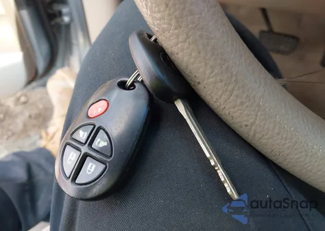 2009 Toyota Sienna Le из США, поврежденный, VIN 5TDZK23CX9S287876